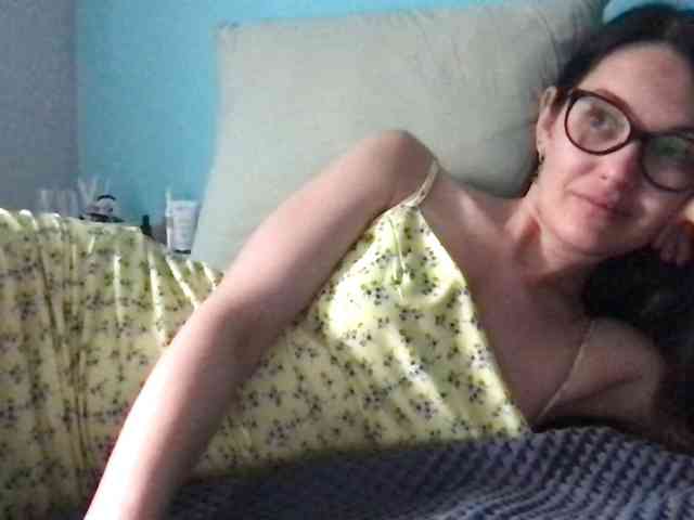 MilaBi-192569 webcam