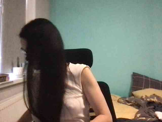 MilaBi-192569 webcam