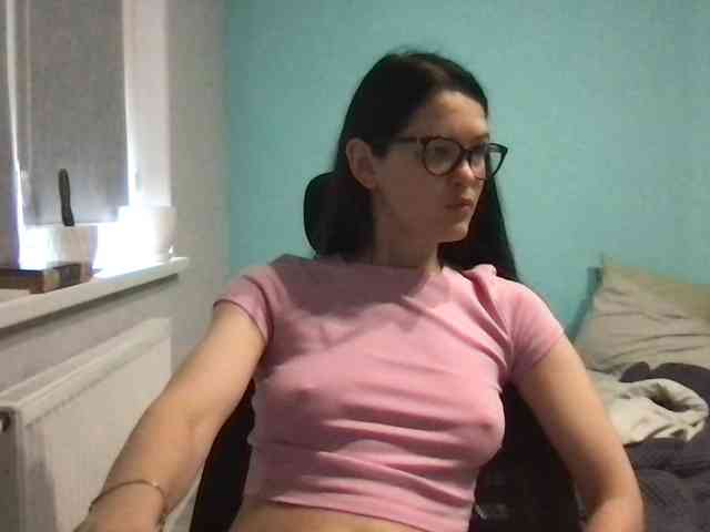 MilaBi-192569 webcam
