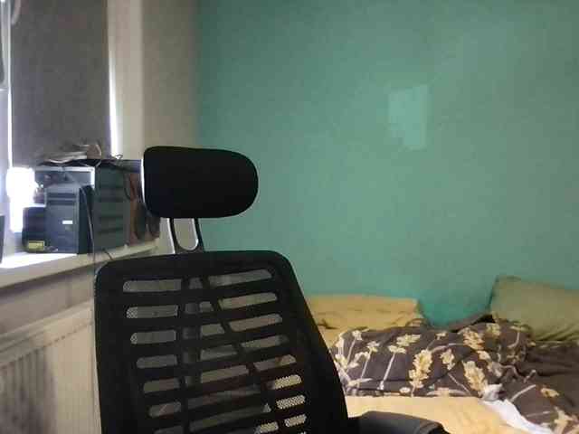 MilaBi-192569 webcam