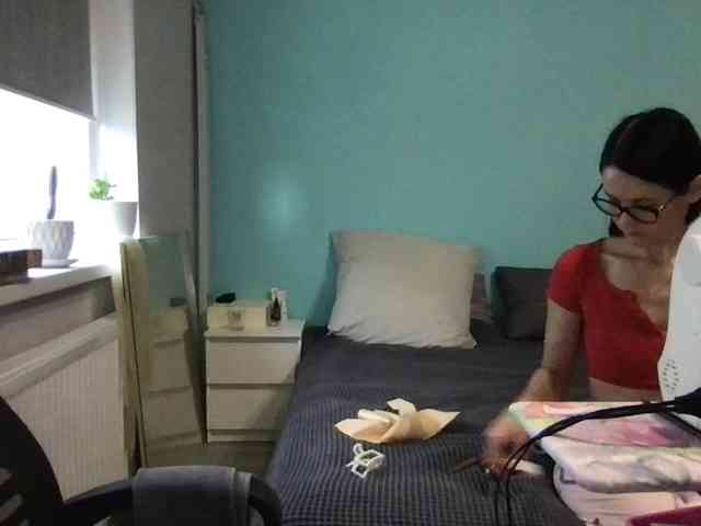 MilaBi-192569 webcam