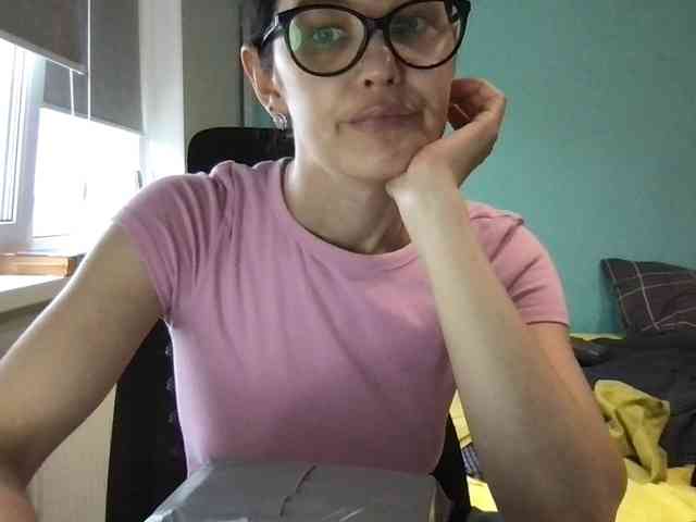 MilaBi-192569 webcam