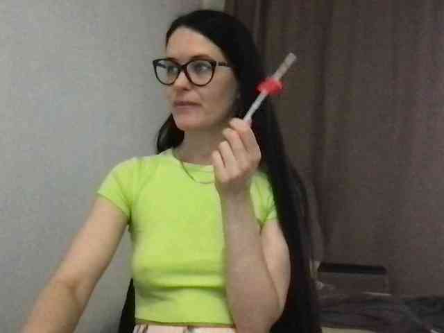 MilaBi-192569 webcam