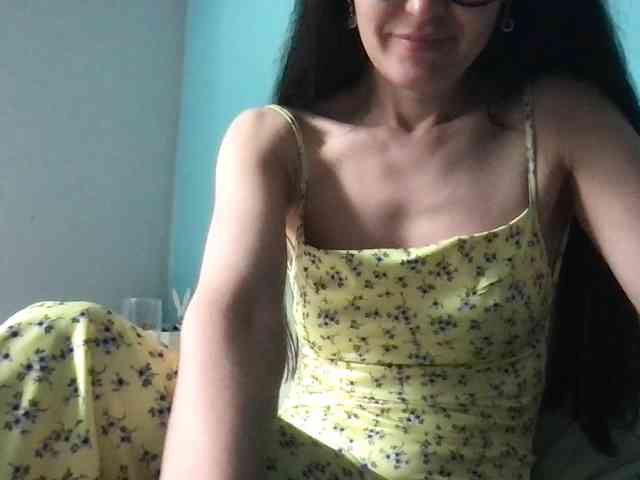 MilaBi-192569 webcam