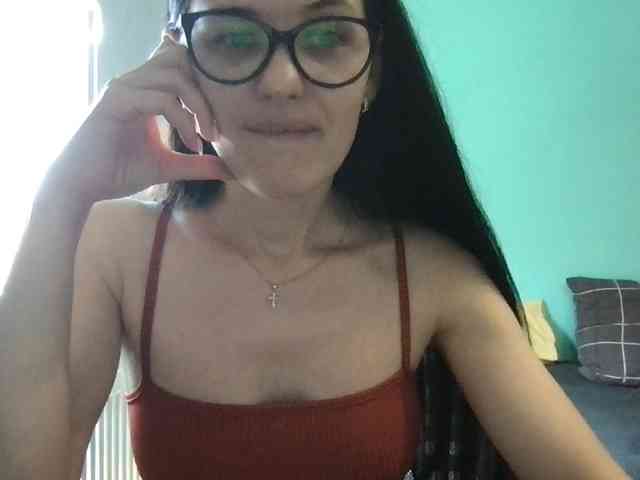 MilaBi-192569 webcam