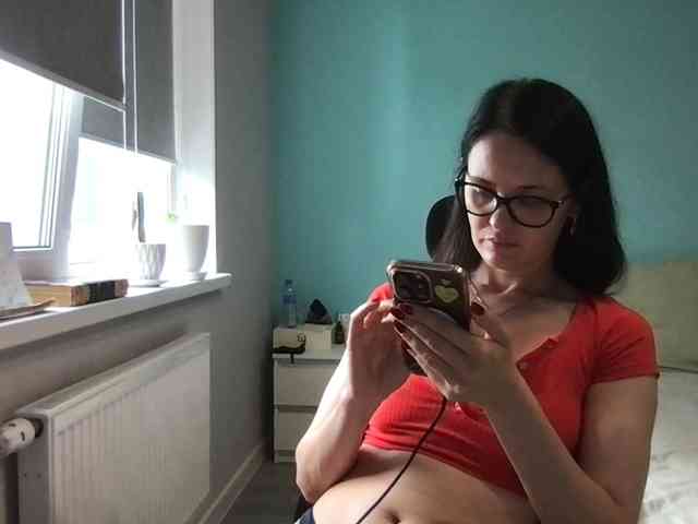 MilaBi-192569 webcam