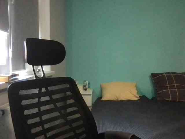 MilaBi-192569 webcam