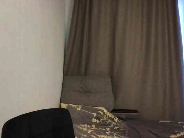 MilaBi-192569 webcam