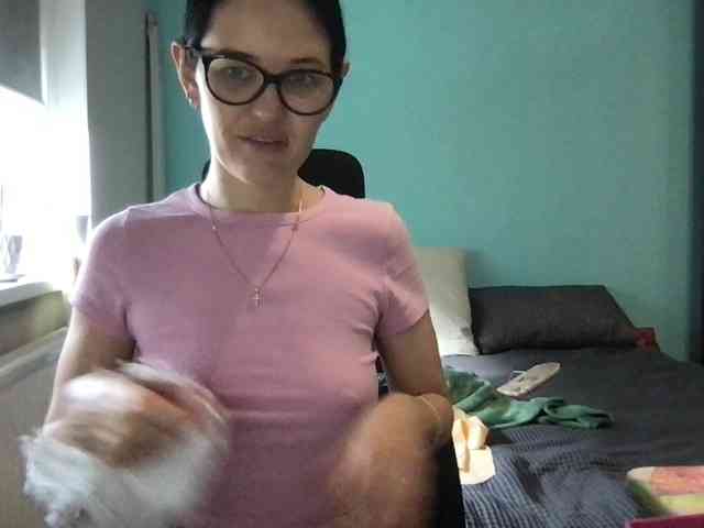 MilaBi-192569 webcam
