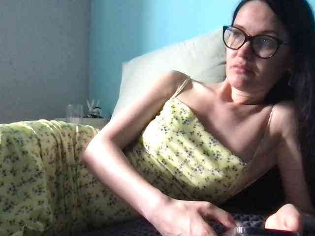MilaBi-192569 webcam