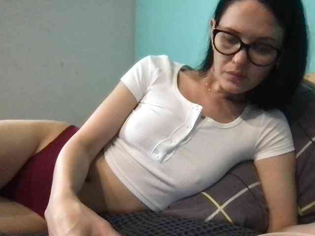 MilaBi-192569 webcam
