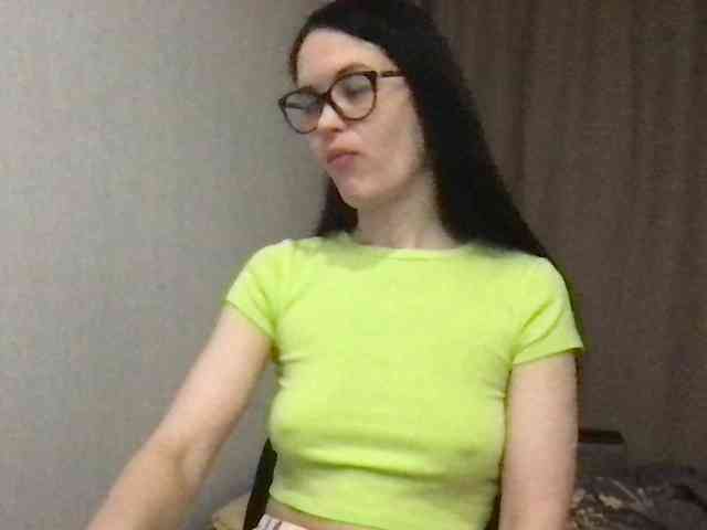 MilaBi-192569 webcam