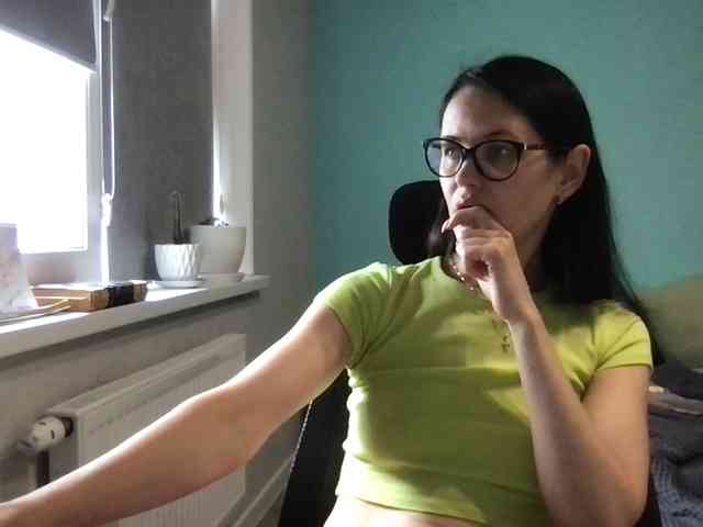 MilaBi-192569 webcam