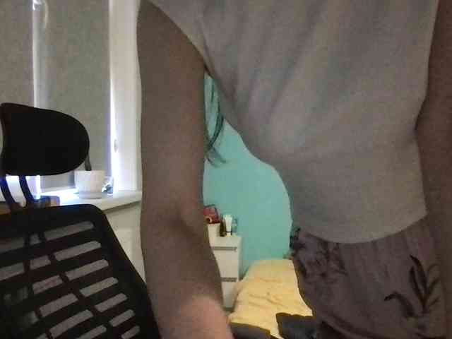 MilaBi-192569 webcam