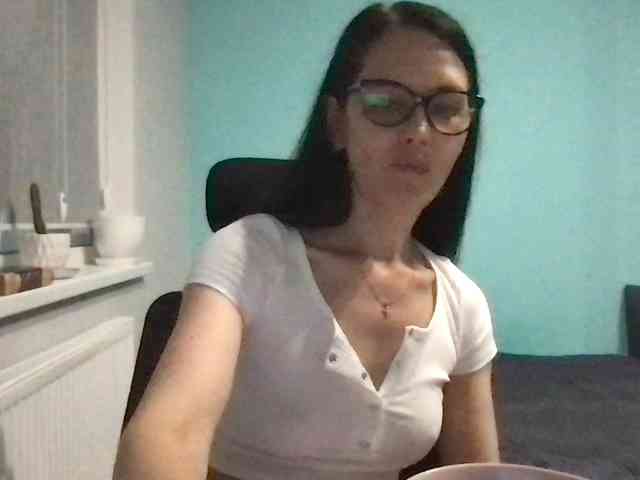 MilaBi-192569 webcam