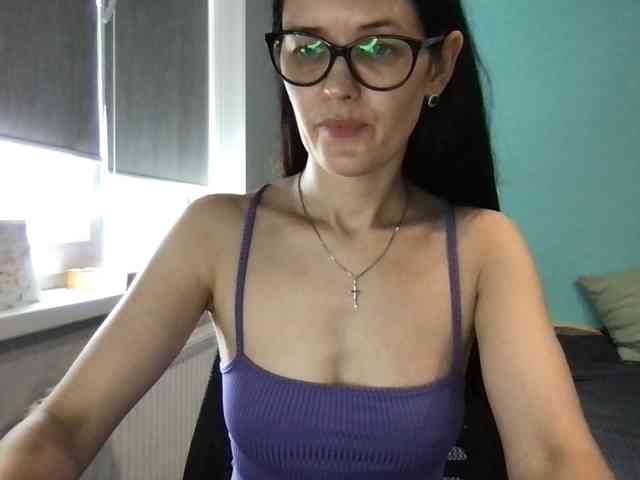 MilaBi-192569 webcam