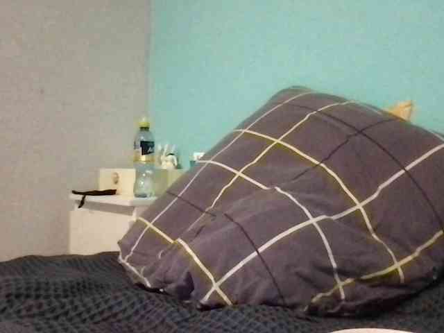MilaBi-192569 webcam