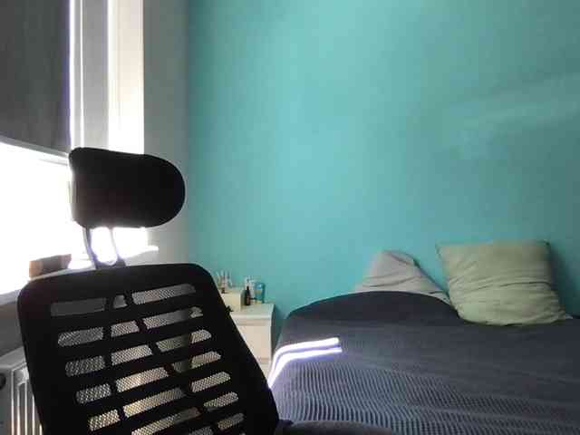 MilaBi-192569 webcam