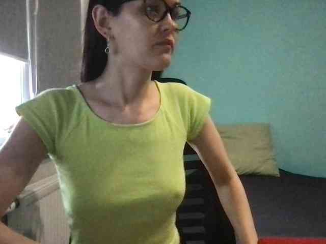 MilaBi-192569 webcam