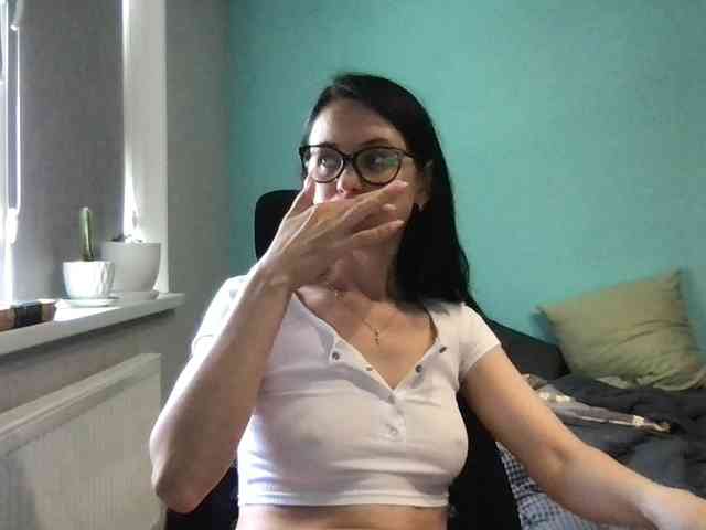 MilaBi-192569 webcam