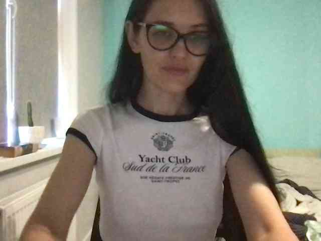 MilaBi-192569 webcam