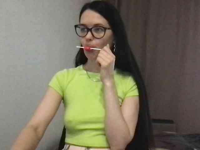 MilaBi-192569 webcam