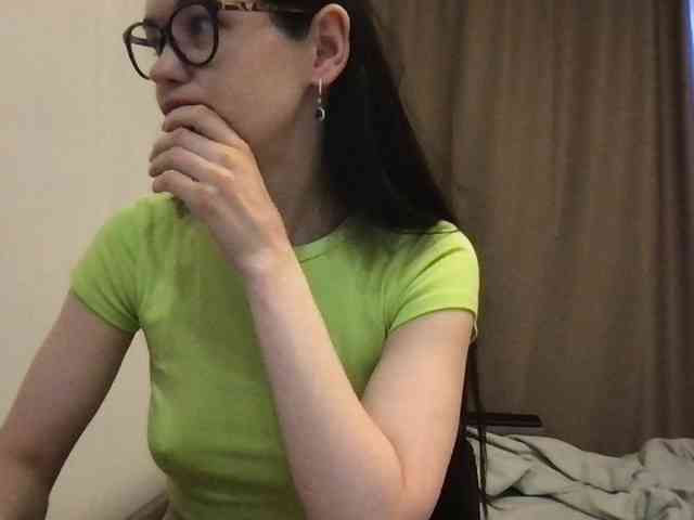 MilaBi-192569 webcam