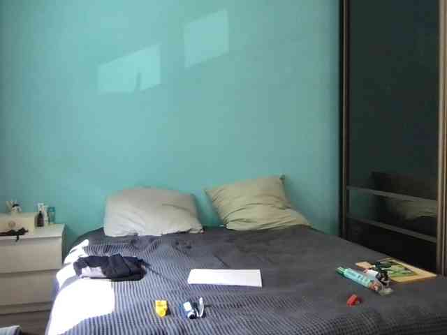 MilaBi-192569 webcam