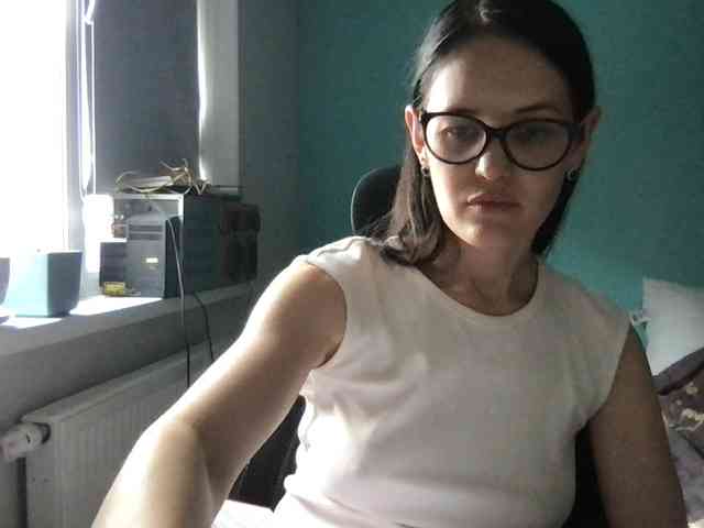 MilaBi-192569 webcam