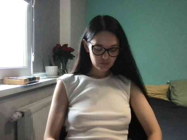 MilaBi-192569 webcam