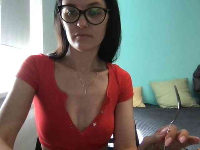 MilaBi-192569 webcam
