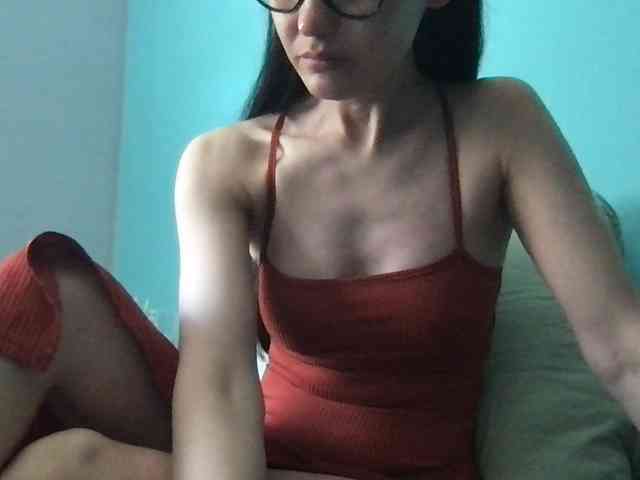 MilaBi-192569 webcam