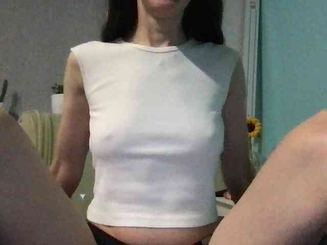 MilaBi-192569 webcam