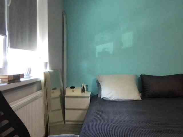 MilaBi-192569 webcam