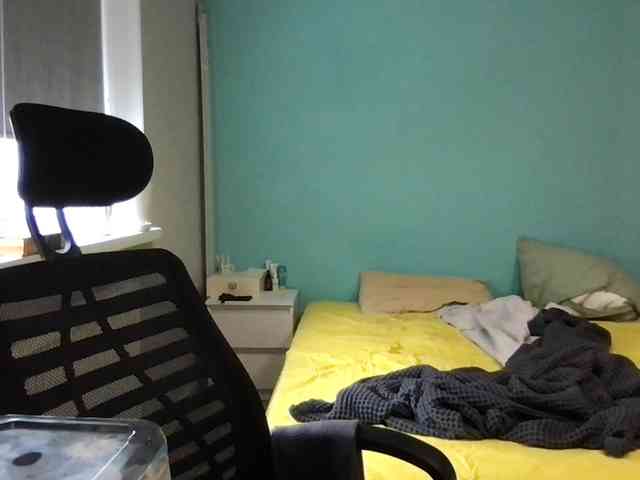 MilaBi-192569 webcam