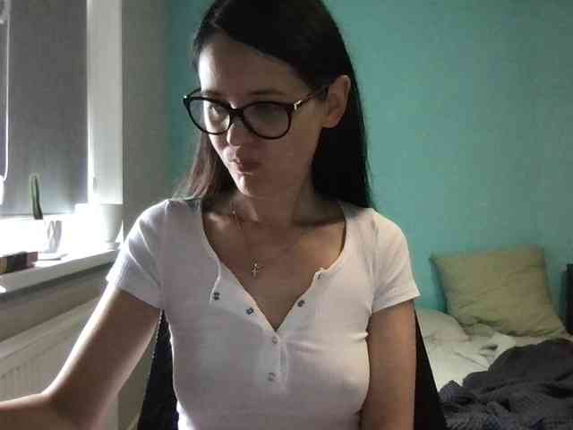 MilaBi-192569 webcam