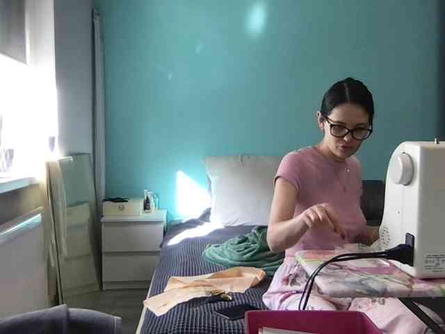 MilaBi-192569 webcam