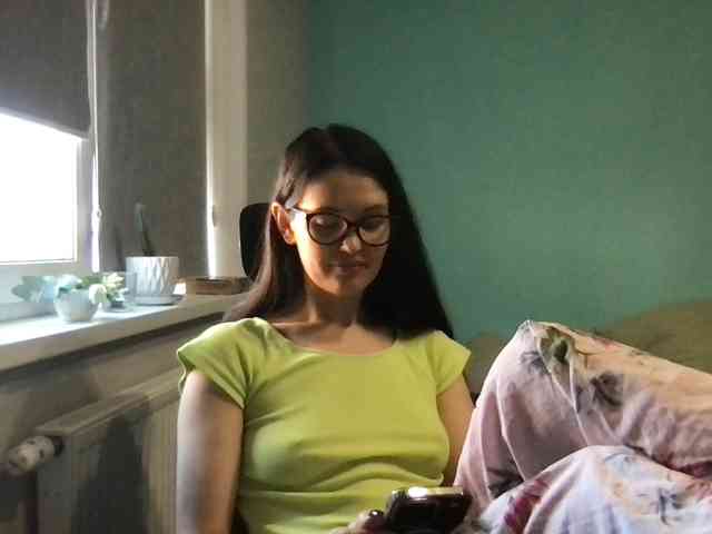 MilaBi-192569 webcam