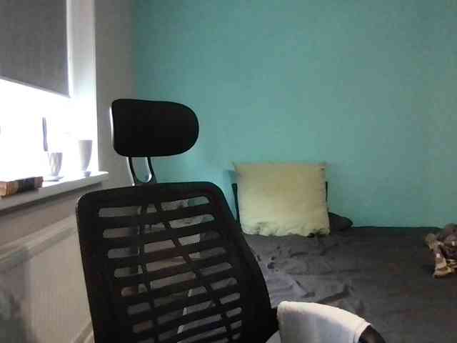MilaBi-192569 webcam