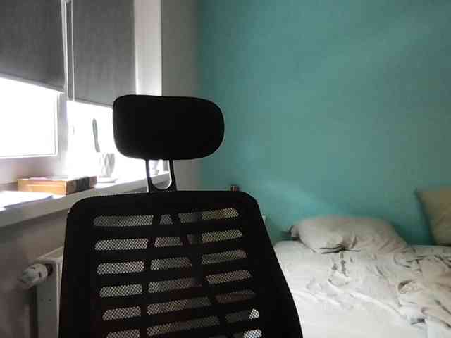 MilaBi-192569 webcam