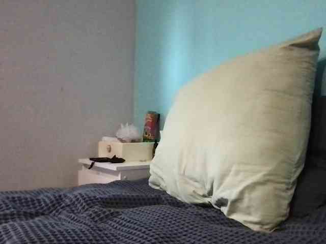 MilaBi-192569 webcam