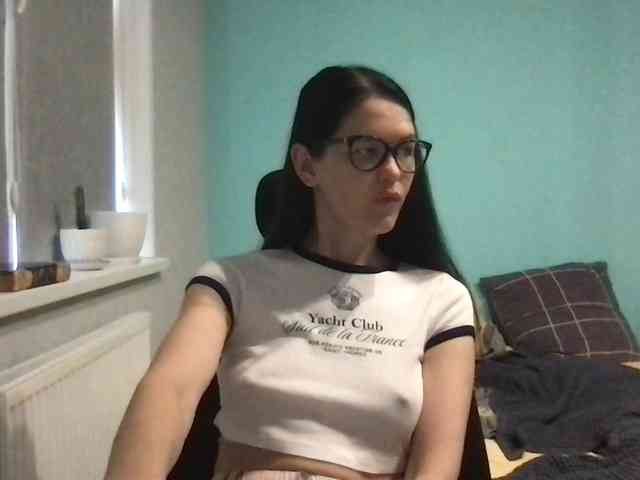 MilaBi-192569 webcam