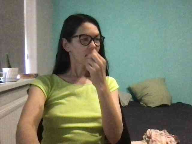 MilaBi-192569 webcam
