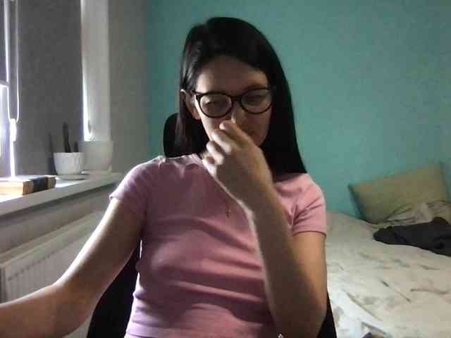 MilaBi-192569 webcam