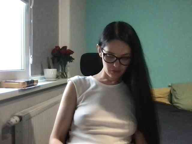MilaBi-192569 webcam