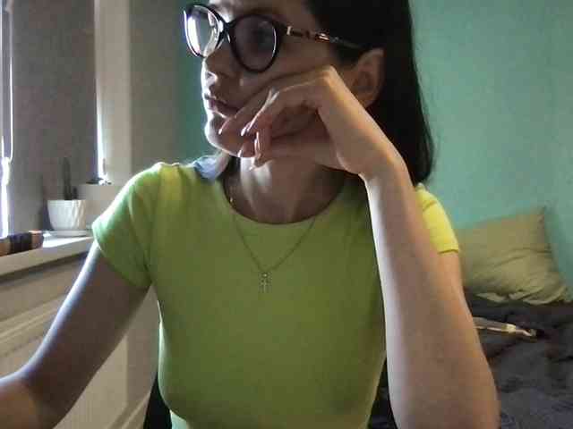 MilaBi-192569 webcam