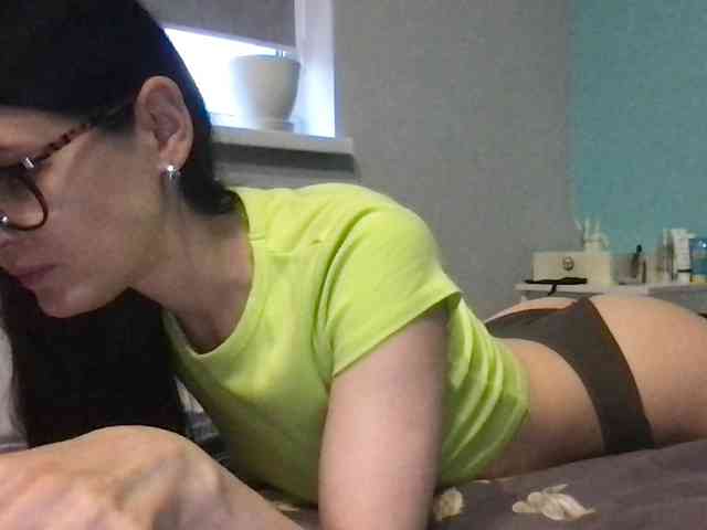 MilaBi-192569 webcam