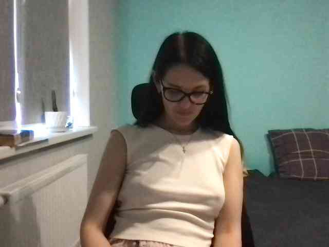 MilaBi-192569 webcam