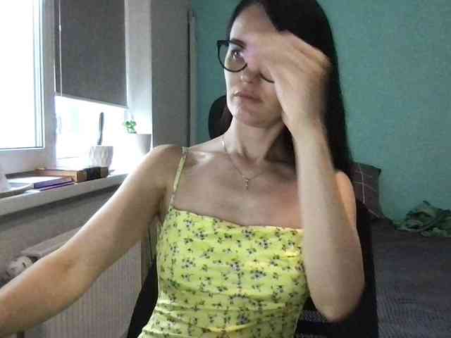 MilaBi-192569 webcam
