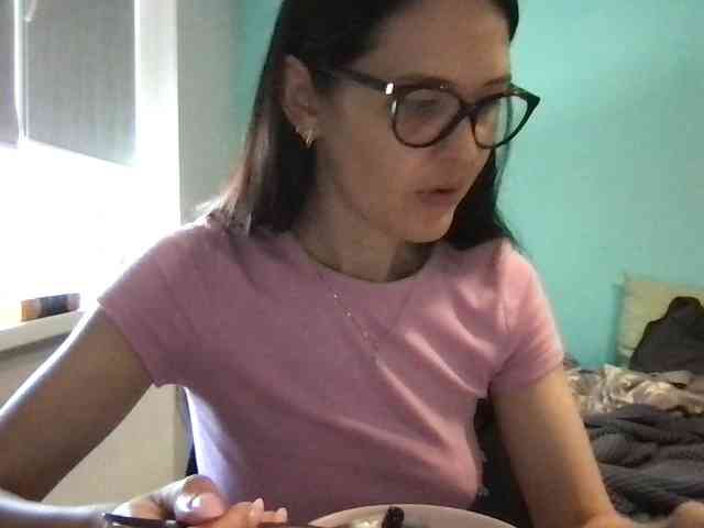 MilaBi-192569 webcam